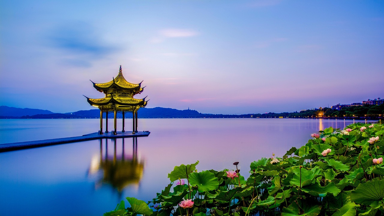 Du lịch Trung Quốc mùa Xuân Thượng Hải – Hàng Châu – Tô Châu từ Hà Nội 2024